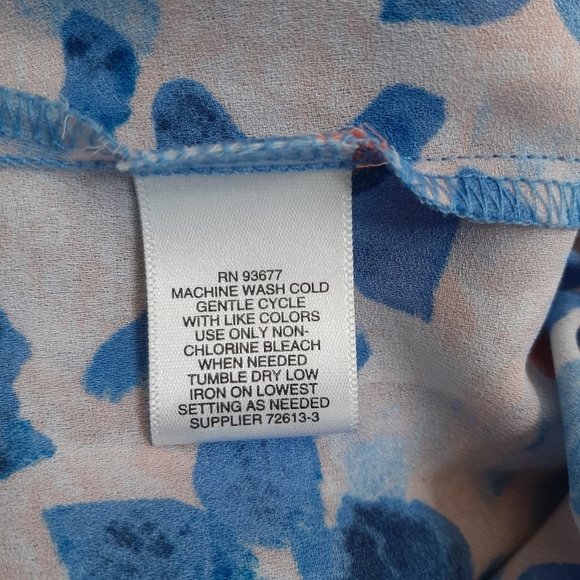 Liz Claiborne XL Sheer Top - Picture 5 of 6